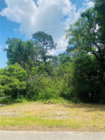 421 Foch Street, Mobile, AL 36610