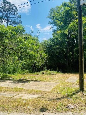 421 Foch Street, Mobile, AL 36610