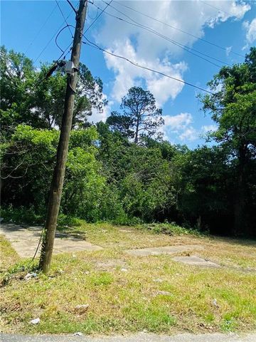 421 Foch Street, Mobile, AL 36610