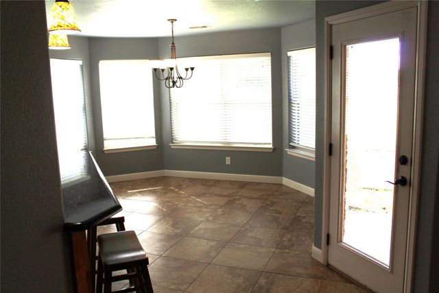 9204 Parkview Circle, Tolar, TX 76476