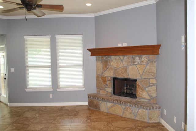 9204 Parkview Circle, Tolar, TX 76476
