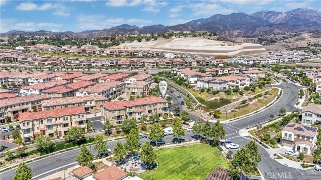 101 Alder Ridge, Lake Forest, CA 92610