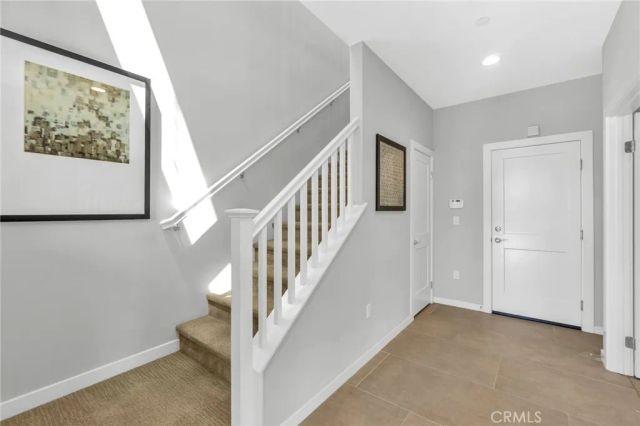 101 Alder Ridge, Lake Forest, CA 92610
