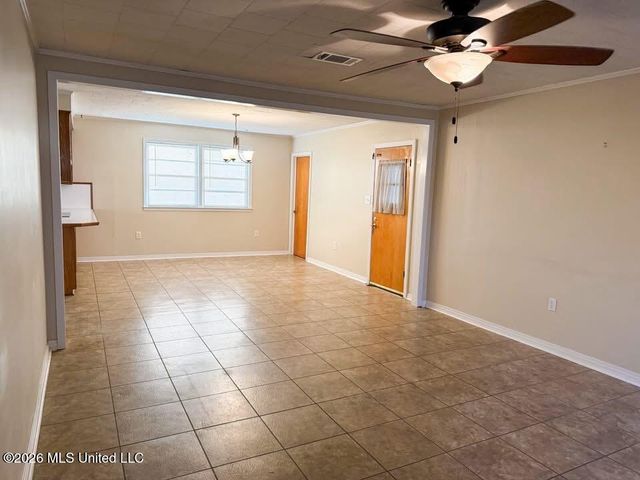 104 Catalpa Drive, Natchez, MS 39120