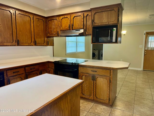 104 Catalpa Drive, Natchez, MS 39120