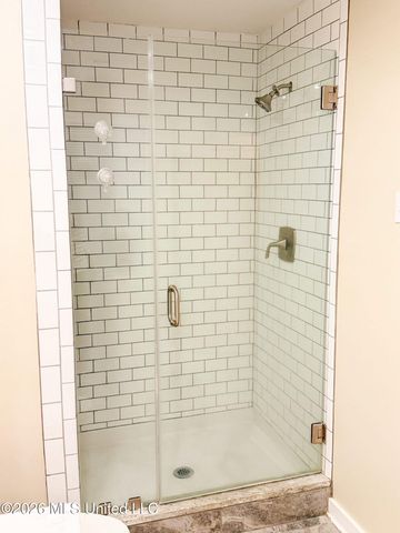 104 Catalpa Drive, Natchez, MS 39120