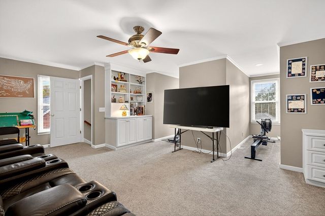 1064 Sugarhill Pl, Cookeville, TN 38501