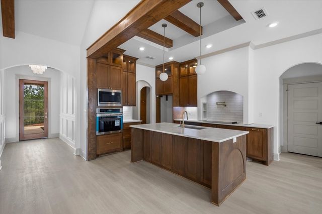17155 Island Lake Dr., Tyler, TX 75708