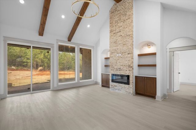 17155 Island Lake Dr., Tyler, TX 75708