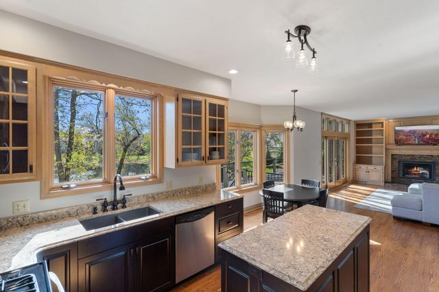 17718 Kingsway Path, Lakeville, MN 55044