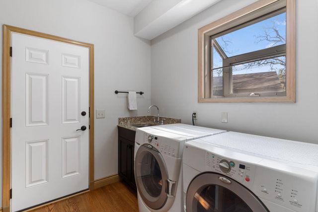 17718 Kingsway Path, Lakeville, MN 55044