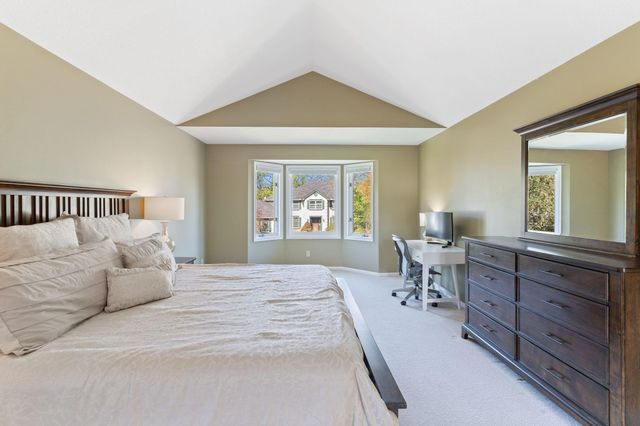 17718 Kingsway Path, Lakeville, MN 55044