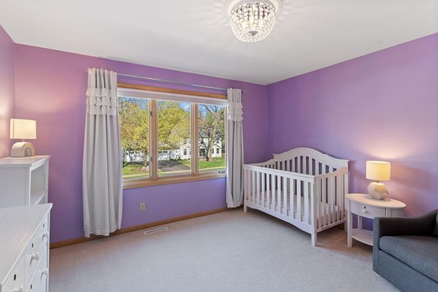 17718 Kingsway Path, Lakeville, MN 55044