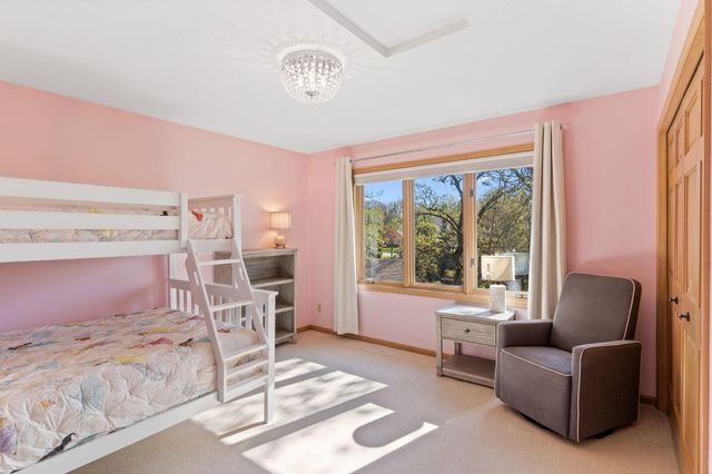 17718 Kingsway Path, Lakeville, MN 55044