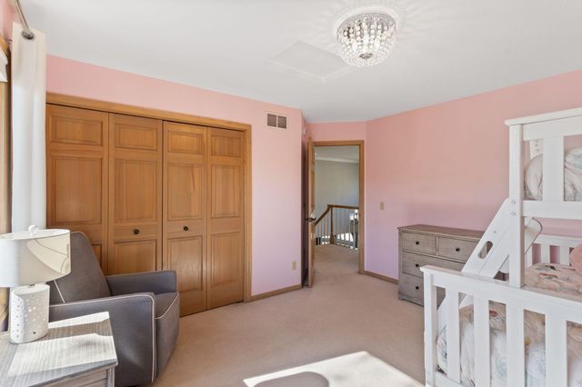 17718 Kingsway Path, Lakeville, MN 55044