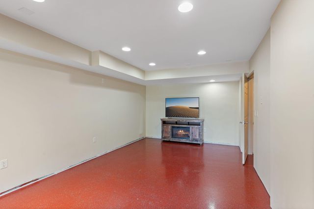 17718 Kingsway Path, Lakeville, MN 55044