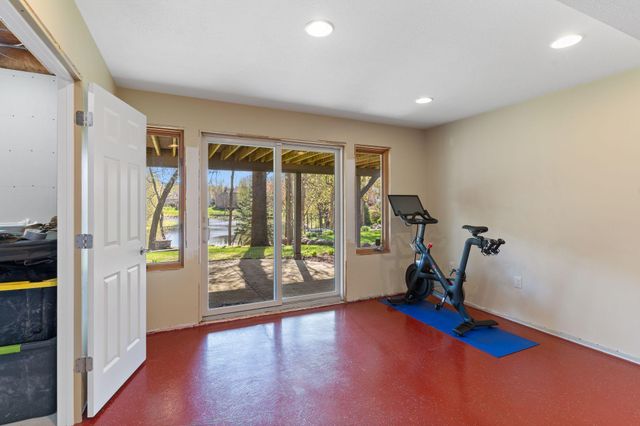 17718 Kingsway Path, Lakeville, MN 55044