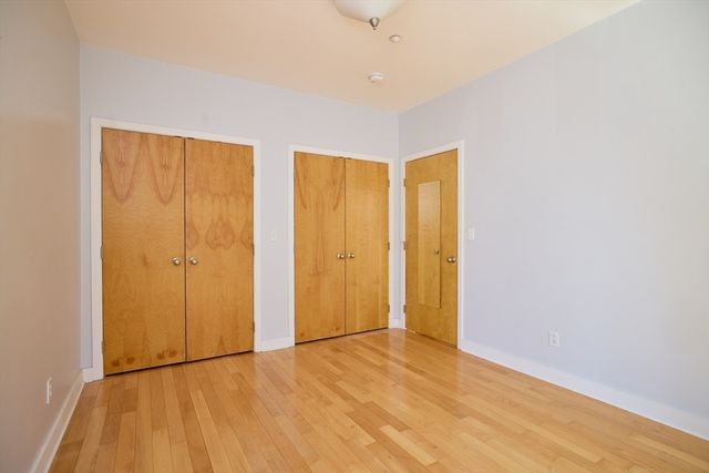 24 Bay State Rd 7, Cambridge, MA 02138