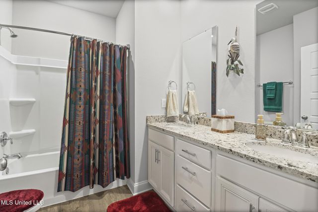 11209 Shorecrest Road, Biloxi, MS 39532