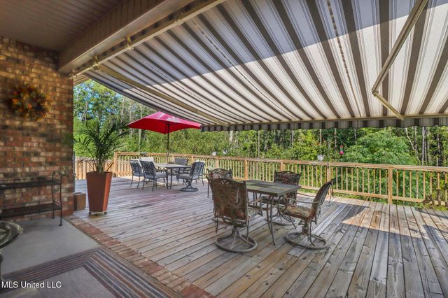11209 Shorecrest Road, Biloxi, MS 39532