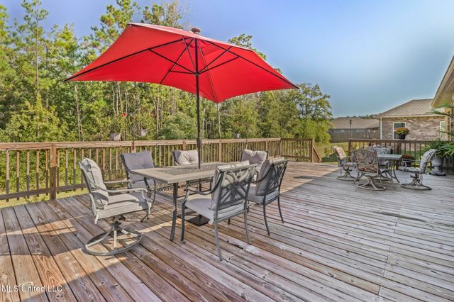 11209 Shorecrest Road, Biloxi, MS 39532