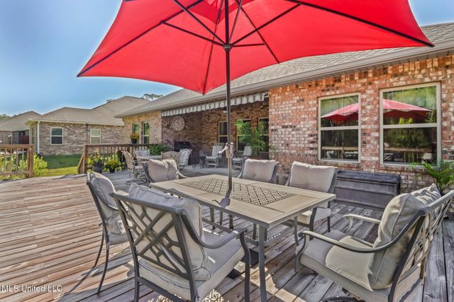 11209 Shorecrest Road, Biloxi, MS 39532