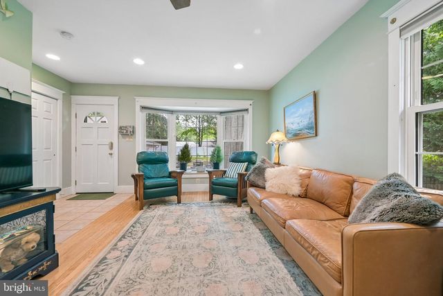 121 VILLANOVA RD, Glassboro, NJ 08028