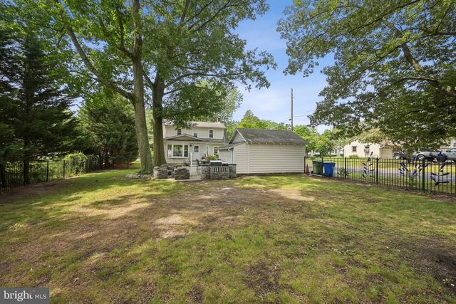 121 VILLANOVA RD, Glassboro, NJ 08028