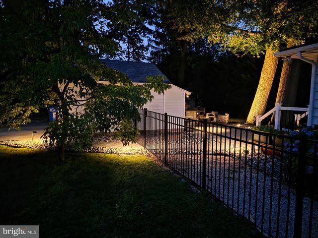121 VILLANOVA RD, Glassboro, NJ 08028