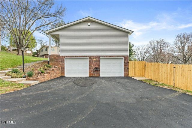 316 Winding Road, Bristol, TN 37620