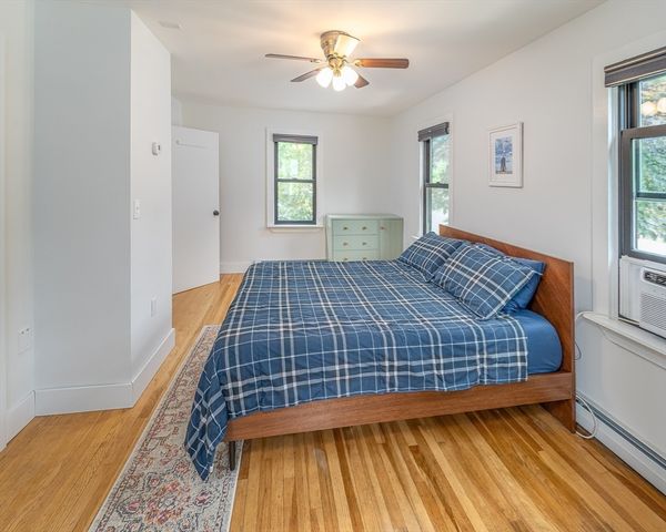 19 Jefferson St, Newburyport, MA 01950