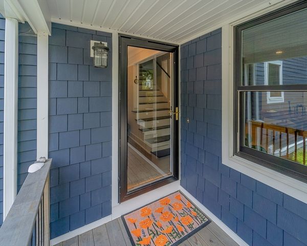 19 Jefferson St, Newburyport, MA 01950