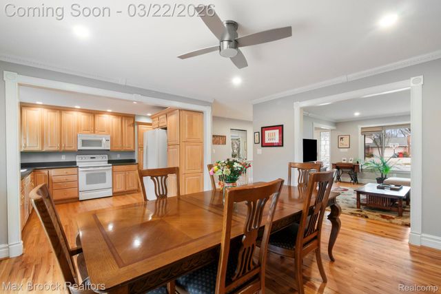 19771 Hickory Leaf Street, Southfield, MI 48076