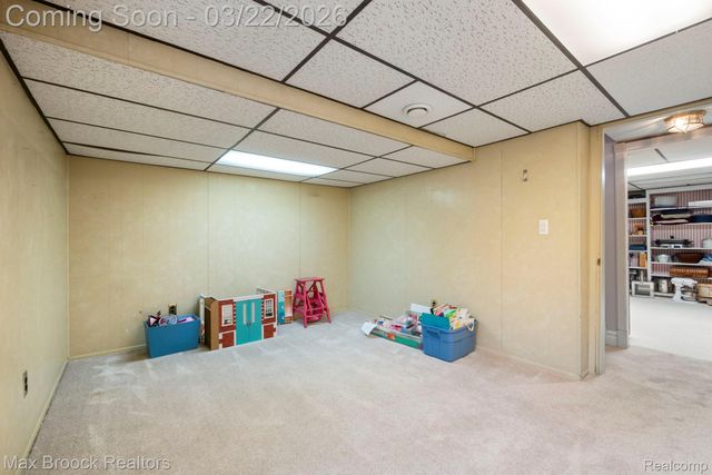 19771 Hickory Leaf Street, Southfield, MI 48076