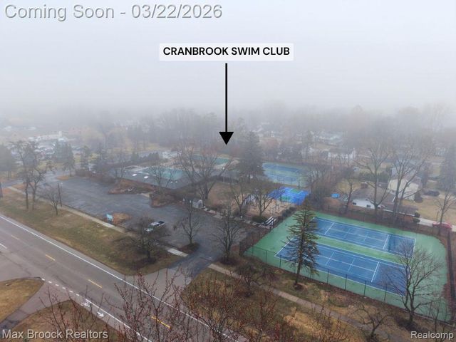 19771 Hickory Leaf Street, Southfield, MI 48076