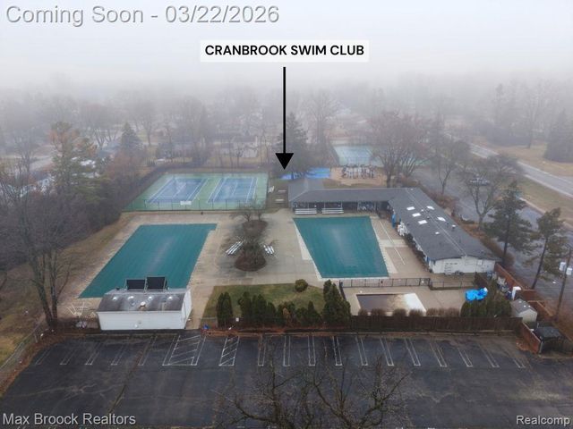 19771 Hickory Leaf Street, Southfield, MI 48076