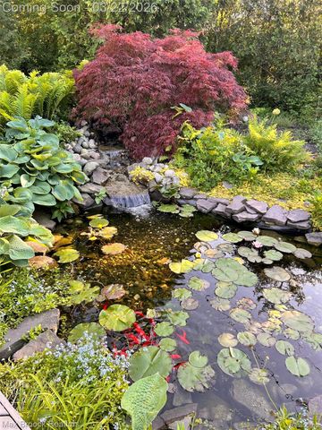 19771 Hickory Leaf Street, Southfield, MI 48076