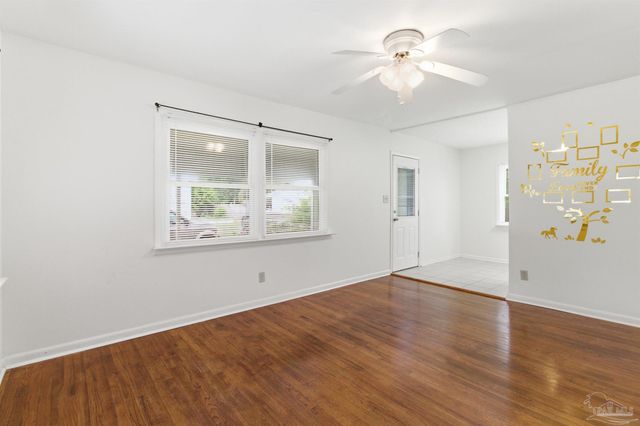 6710 Malvern St, Pensacola, FL 32506