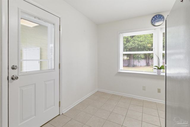 6710 Malvern St, Pensacola, FL 32506