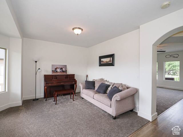 373 N WILLOW HAVEN AVE, Lehi, UT 84043