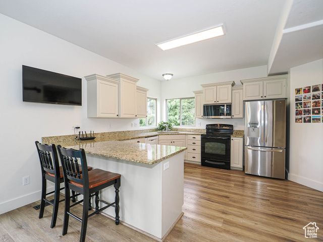 373 N WILLOW HAVEN AVE, Lehi, UT 84043