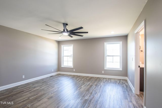 17150 Sedona Drive, Abingdon, VA 24211
