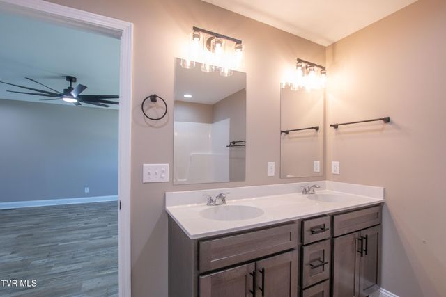 17150 Sedona Drive, Abingdon, VA 24211