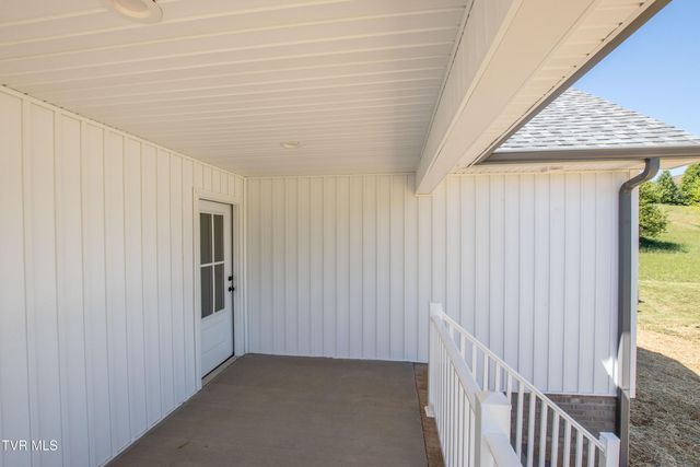 17150 Sedona Drive, Abingdon, VA 24211