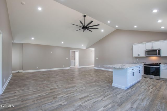 17150 Sedona Drive, Abingdon, VA 24211