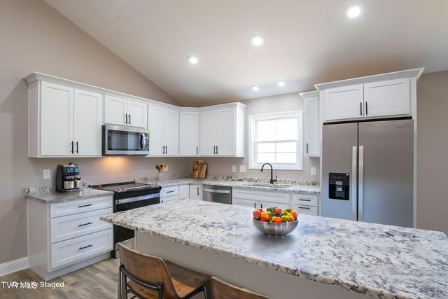 17150 Sedona Drive, Abingdon, VA 24211