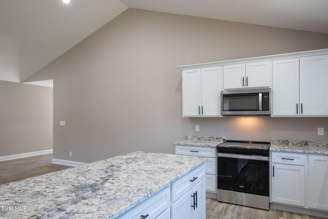17150 Sedona Drive, Abingdon, VA 24211