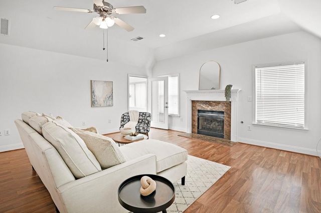 2365 Chimney Cottage Circle NE 14, Marietta, GA 30066