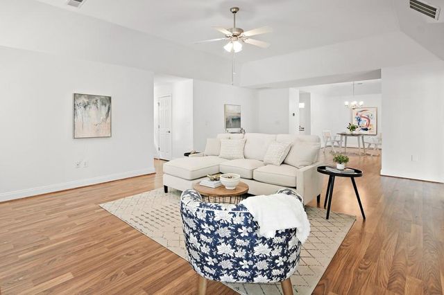 2365 Chimney Cottage Circle NE 14, Marietta, GA 30066