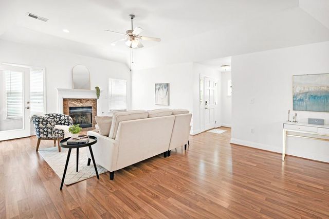 2365 Chimney Cottage Circle NE 14, Marietta, GA 30066